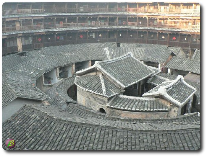 Architecture a 4 cercles concentrique de Chengi lou
